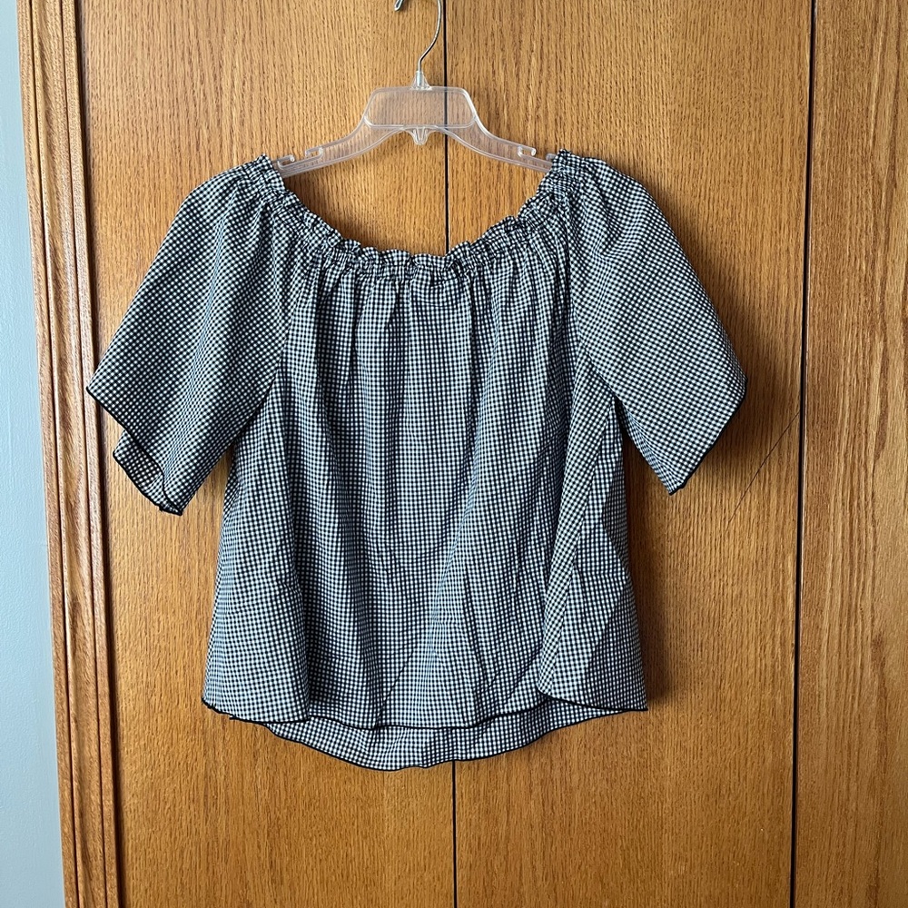 Gingham summer blouse